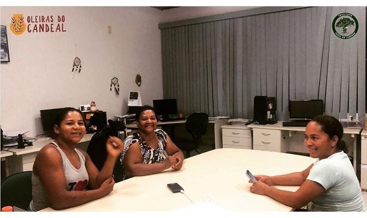 Capacitação e integração de usos e gerenciamento de plataformas para comunidades